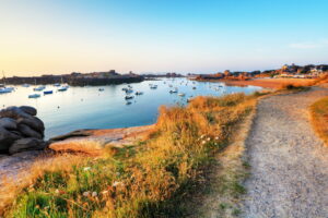 Sentier des douaniers, Bretagne. Sentier des douaniers, Bretagne.